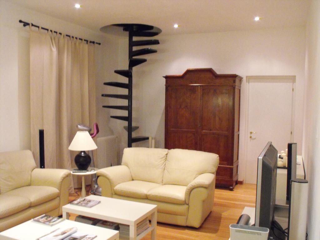 Il Casale Del Giglio Bed and Breakfast Santo Stefano di Magra Exteriör bild