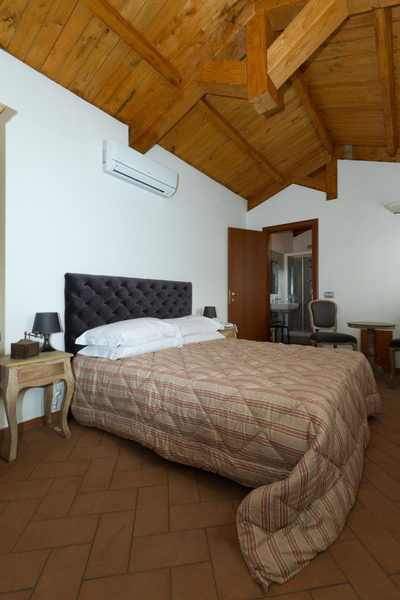 Il Casale Del Giglio Bed and Breakfast Santo Stefano di Magra Exteriör bild