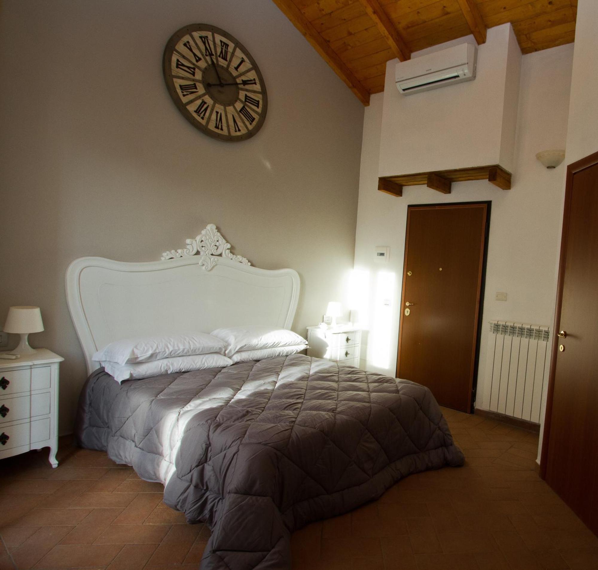 Il Casale Del Giglio Bed and Breakfast Santo Stefano di Magra Exteriör bild